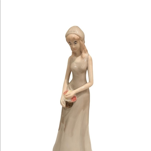 Female Vintage Statue Brinnco Porcelain - Picture 8 of 8